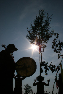 Medizinmann im Ritual Schamane