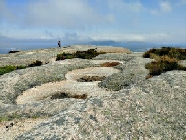 Schalensteine/Opferplätze auf dem Monte Pindo