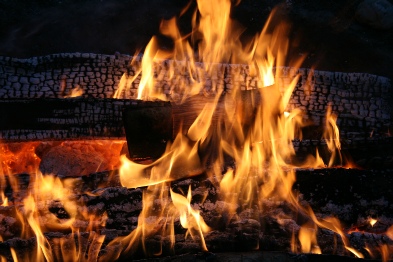 Feuer der Schwitzhütte - Erlebbar auf den Praxistagen